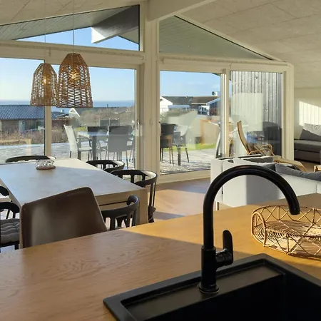 بيت للعطل Amazing In With House Sea View Rønde